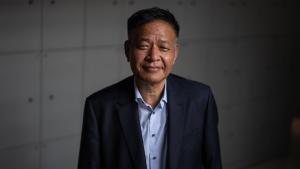 Retratos al presidente del Parlamento del Tíbet en el exilio, Sikyong Penpa Tsering en la Facultat de Comunicació i Relacions Internacionals Blanquerna-URL.