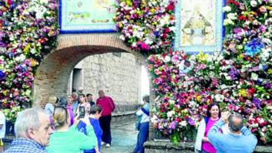 El tiempo anima a participar en la ofrenda floral a la Virgen del Puerto