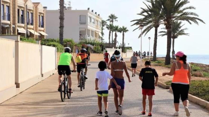 Las bicis invaden Santa Pola del Este