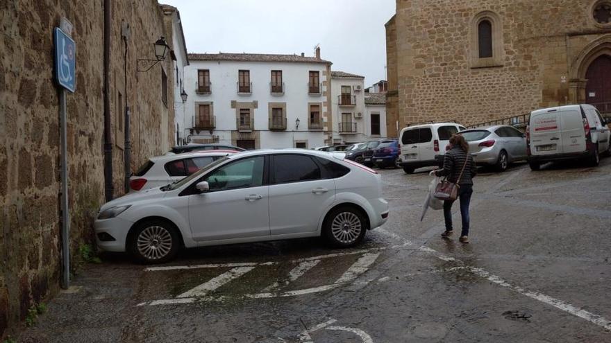 Las tarjetas de aparcamiento para personas con discapacidad caducarán el día 9