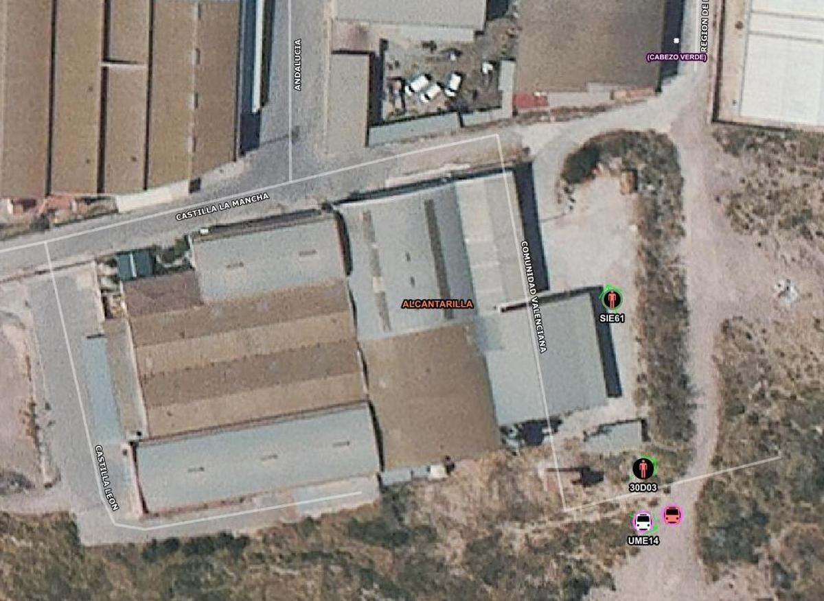 Ubicación de la nave abandonada, en la calle Comunidad Valenciana de Alcantarilla, donde se han producido los hechos
