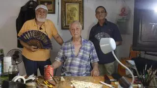 Aldaia: El último reducto europeo del abanico sobrevive a la dana