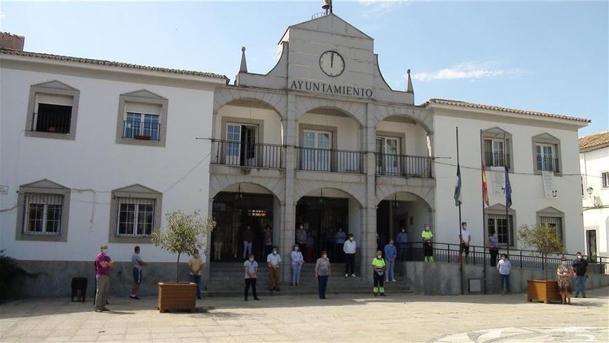 El PP pide la dimisión del alcalde de Hinojosa por presunta prevaricación en el presupuesto municipal