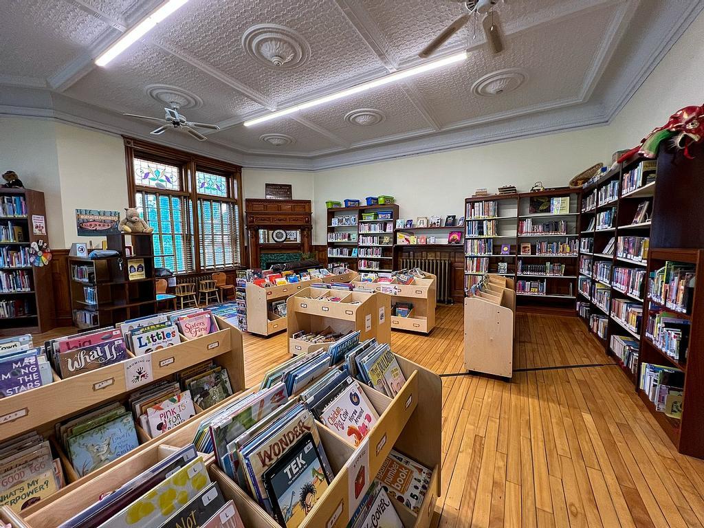 La línea fronteriza en la zona infantil