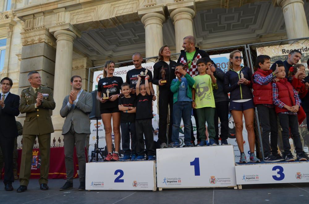 Podios y ambiente del Cross de la Artillería