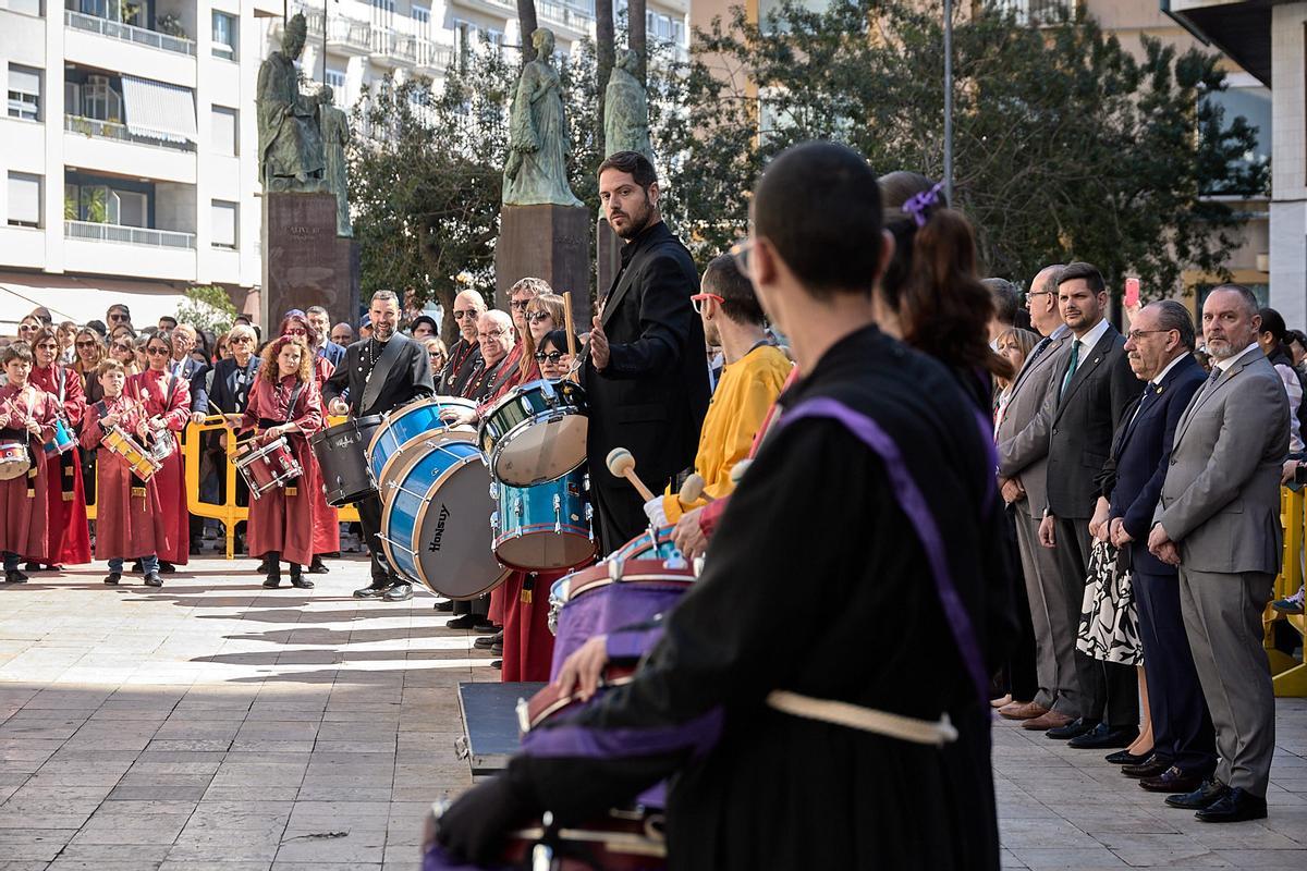 La Semana Santa de Gandia inicia el calendario de actividades con el pregón y la tamborrada
