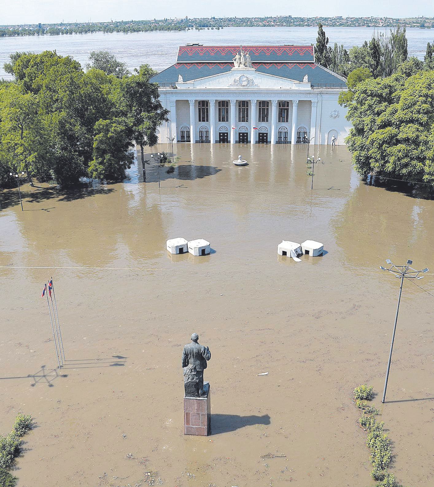 Així ha quedat la ciutat ucraïnesa de Kherson després de la destrucció de la presa