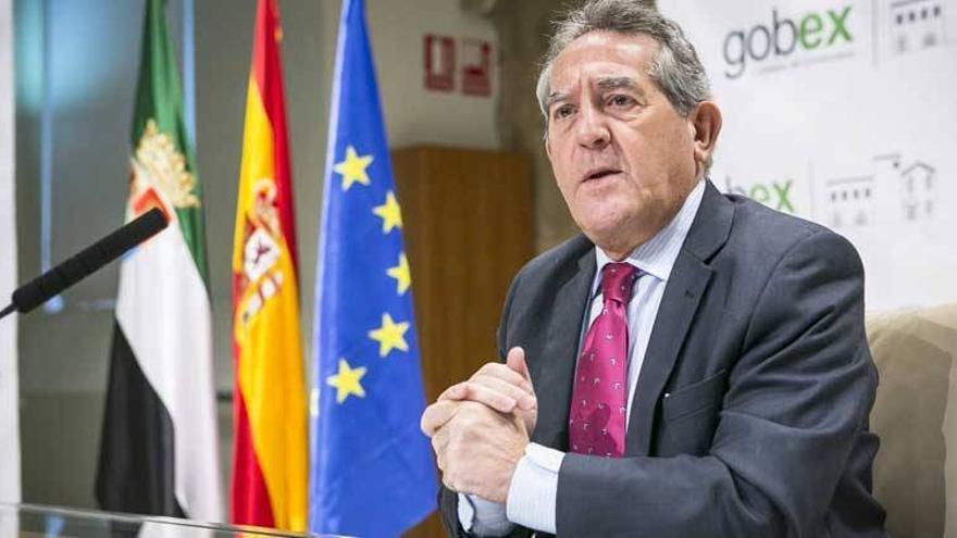 Extremadura colocará este año por primera vez entre 200 y 300 millones de deuda pública