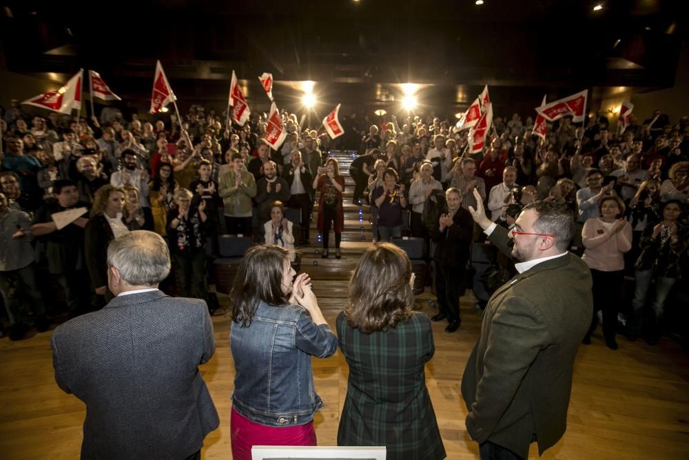 Mitin del PSOE y paseo de Carmen Calvo por Oviedo