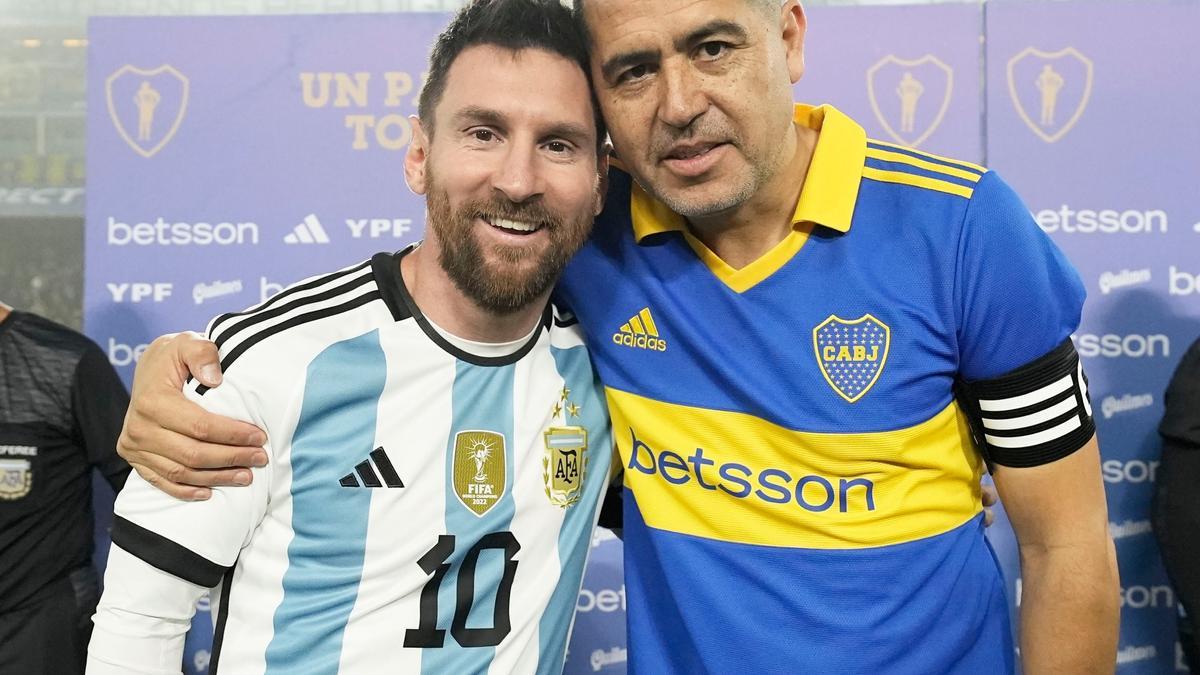 Messi y Riquelme en La Bombonera