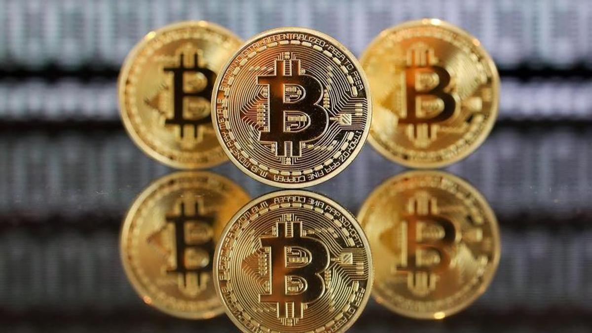Los temores vuelven al mercado 'cripto': Bitcoin y Solana cotizan a la baja