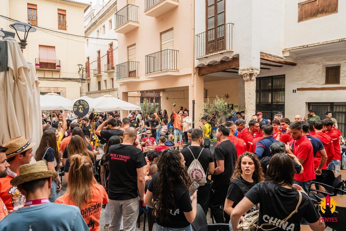 Un momento del 'correbares'.