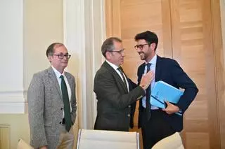 Vox sostiene el presupuesto de Cáceres por segunda vez entre advertencias de control