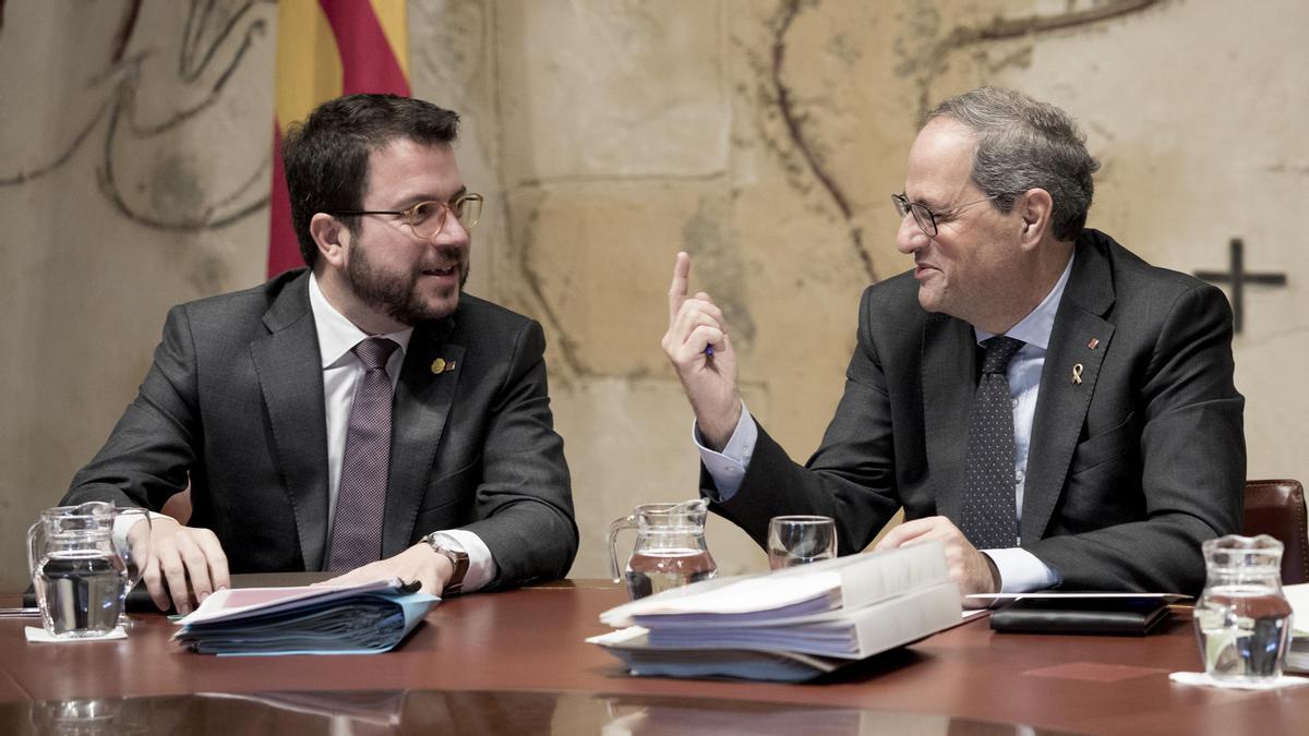 Quim Torra y Pere Aragonès, en una reunión del Govern, el 17 de diciembre de 2019
