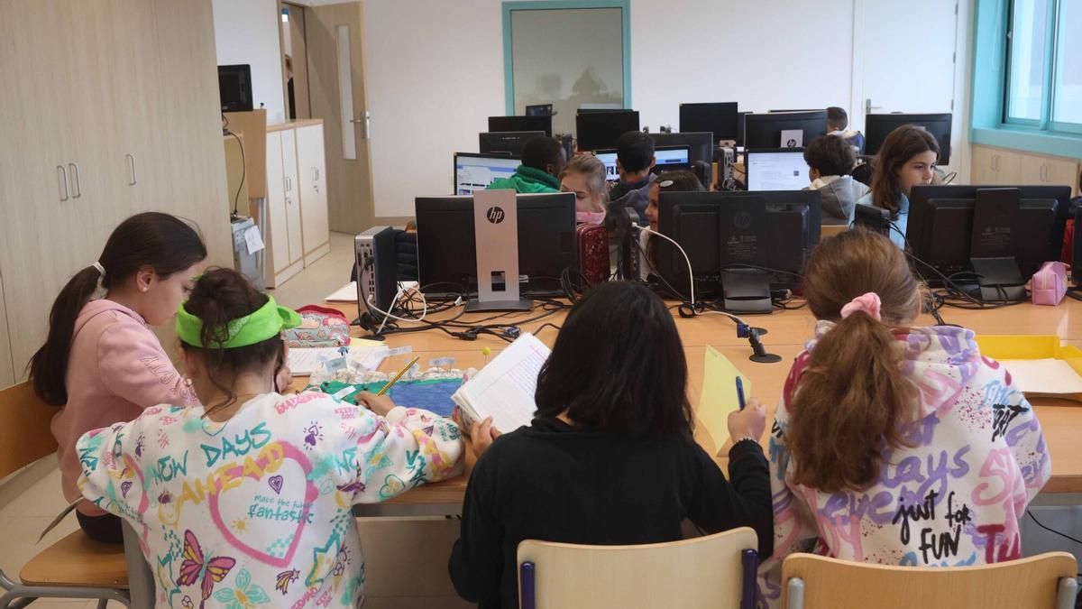 Alumnos del CEIP Les Arts, de València.