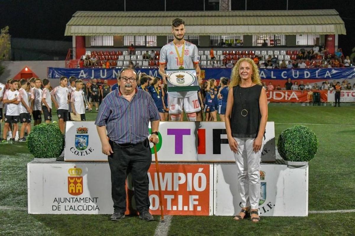 Álex Baena se alzó con el MPV del COTIF siendo el líder de una selección española que también se coronó como el mejor equipo.
