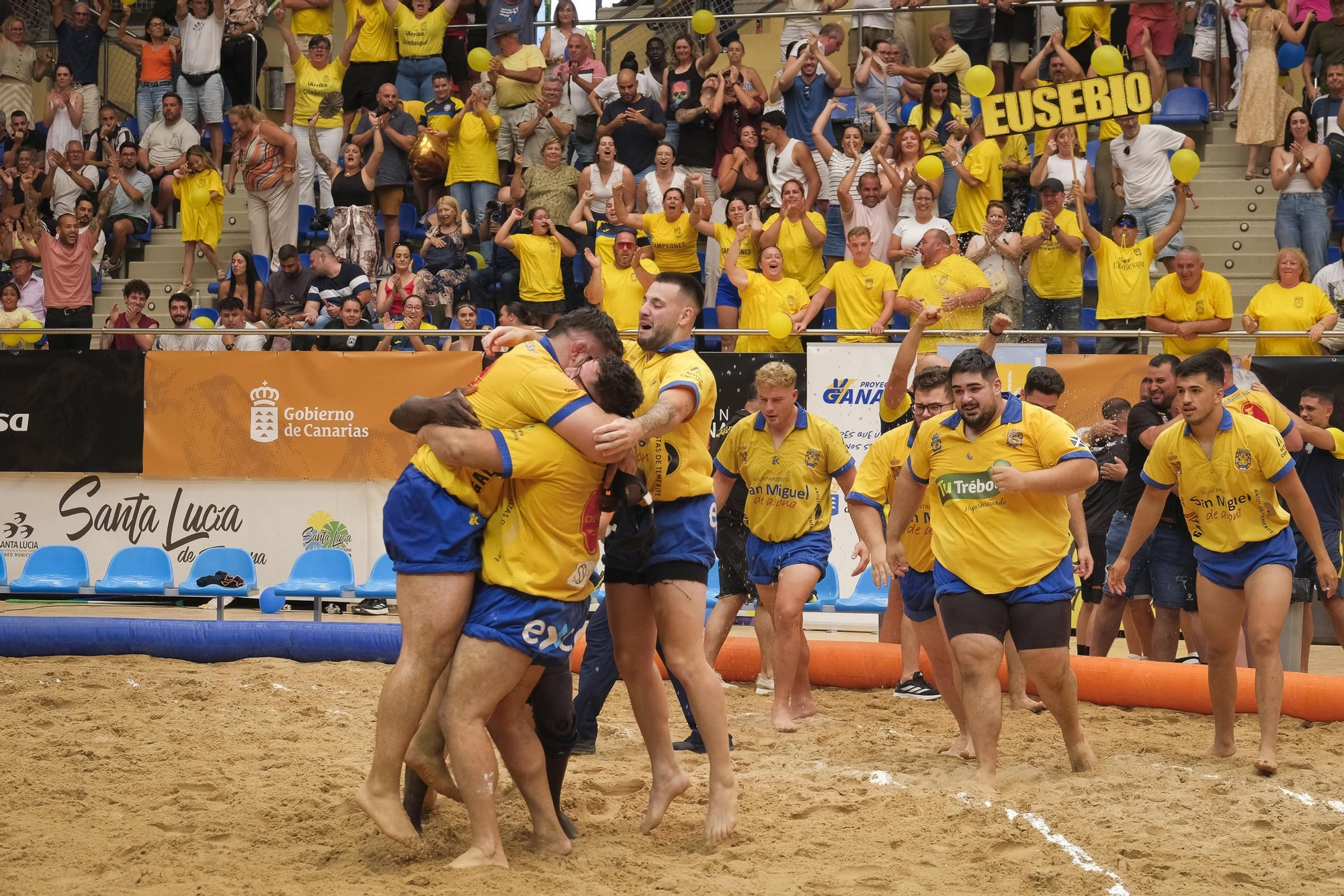 Final del torneo DISA Gobierno de Canarias de Lucha