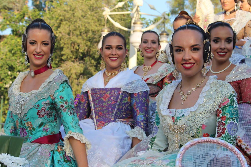 Las falleras de 2017, 2018 y 2019, en la Batalla de Flores