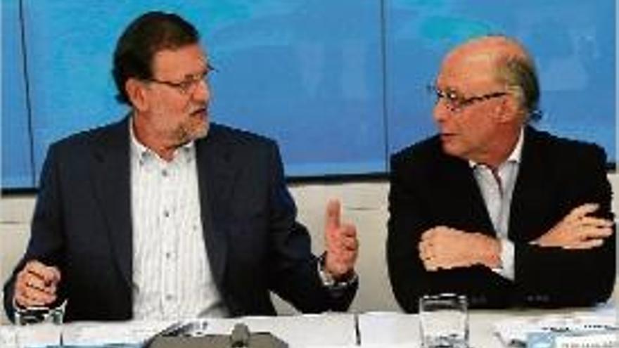 Rajoy diu que amb els canvis compleix la seva promesa d&#039;abaixar els impostos
