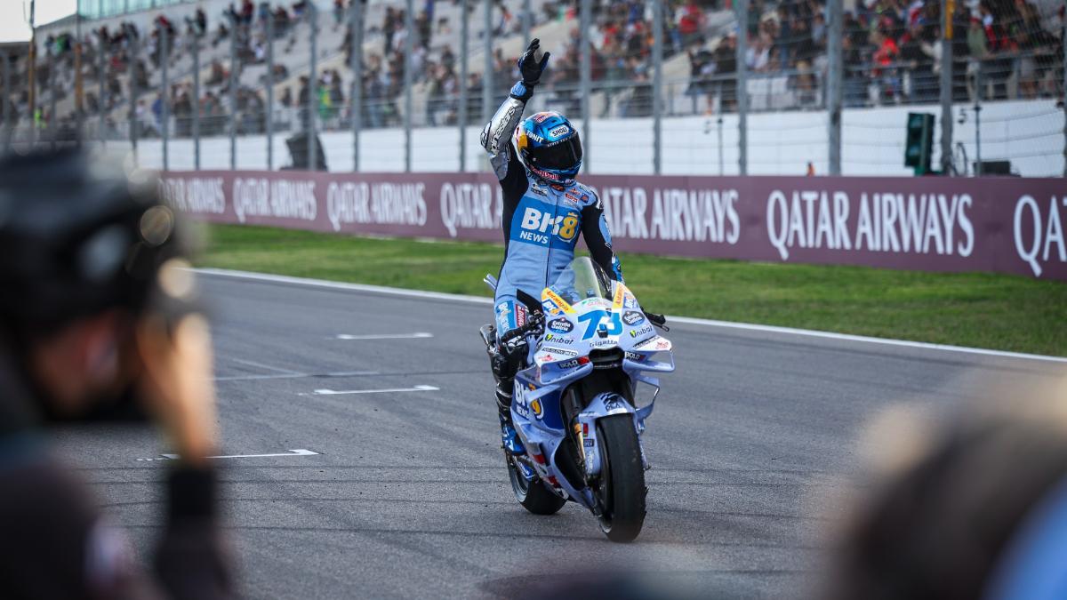 Àlex Márquez, primero en la carrera al Sprint de Poritmao