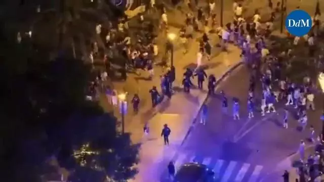 So kam es zu den Ausschreitungen: Drohnenaufnahmen von der Demo gegen den Massentourismus auf Mallorca