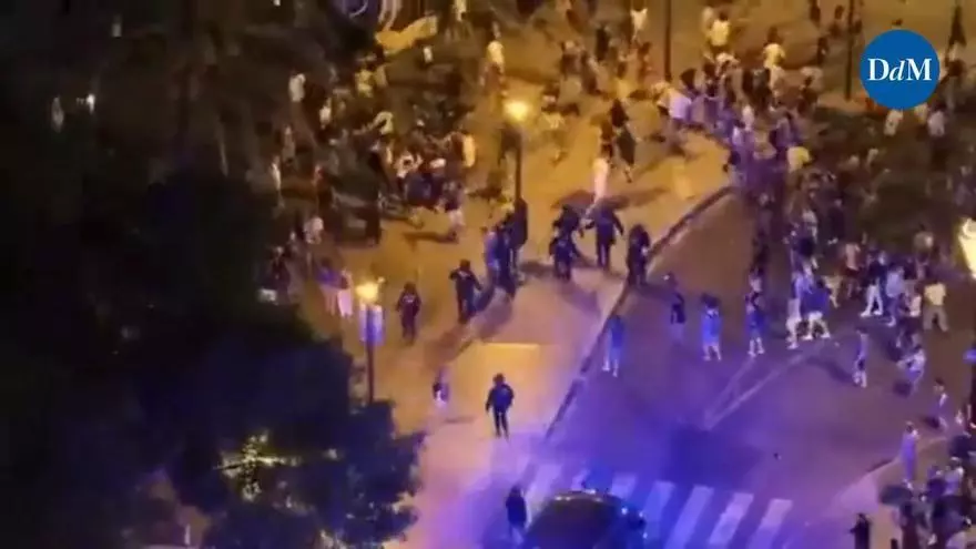 So kam es zu den Ausschreitungen: Drohnenaufnahmen von der Demo gegen den Massentourismus auf Mallorca