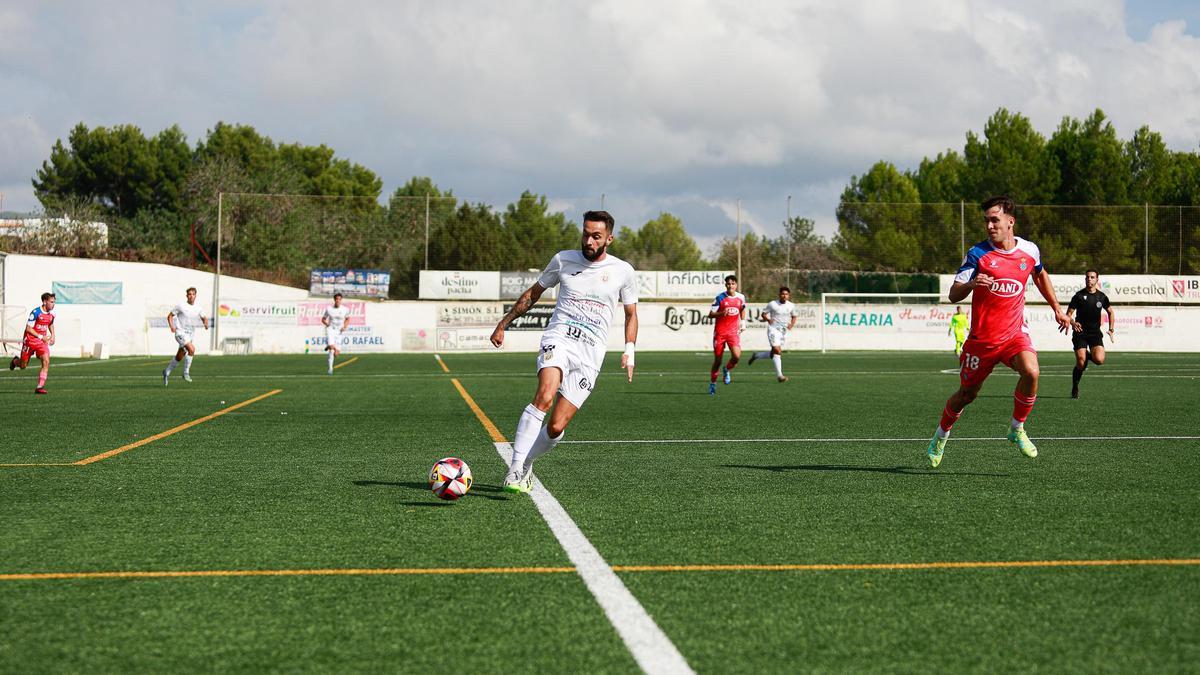 El partido de la Peña Deportiva - Espanyol B, en imágenes