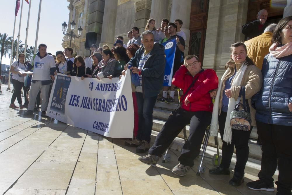 Marcha y lectura del manifiesto por la plena inclusión en Cartagena