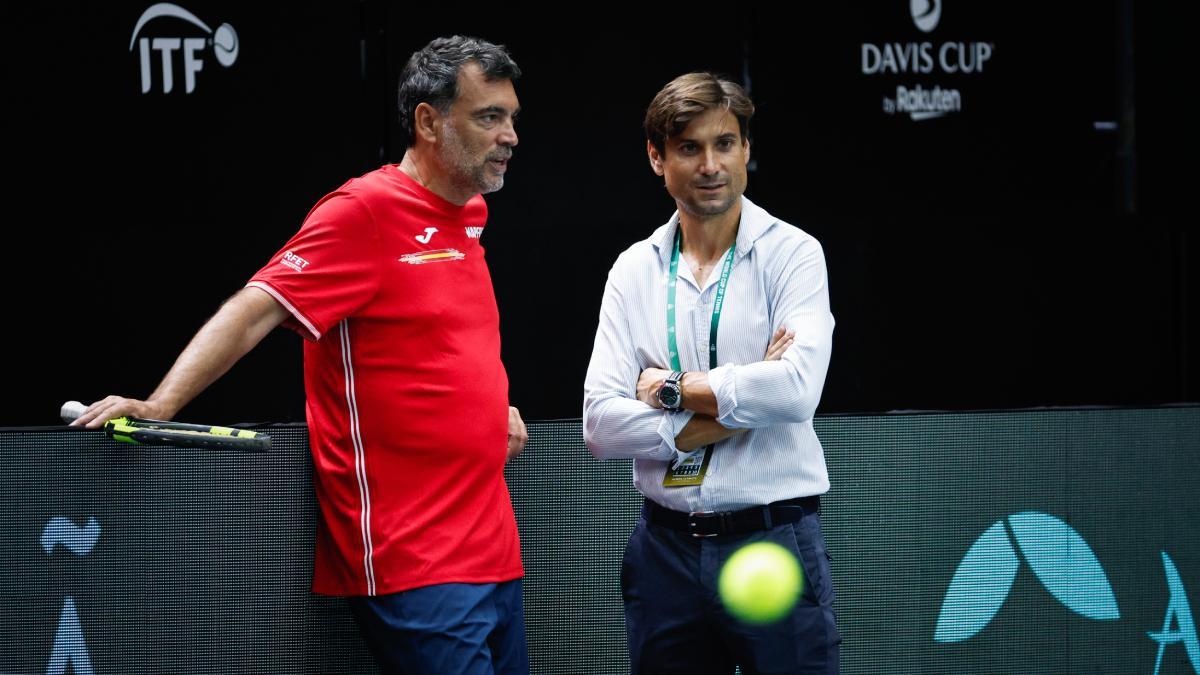 David Ferrer sustituye a Sergi Bruguera en la capitanía de la Copa Davis