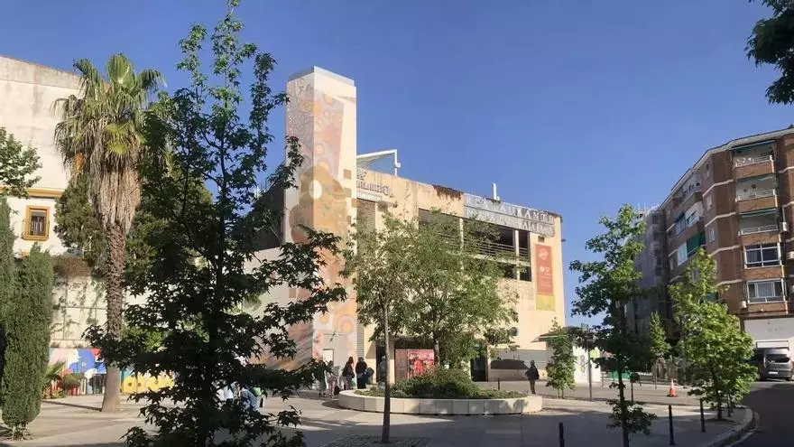 Vídeo | Recorrido por la plaza Obispo Galarza en Cáceres