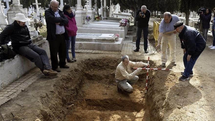 Ayudas de hasta 30.000 euros para abrir fosas de víctimas de la guerra civil