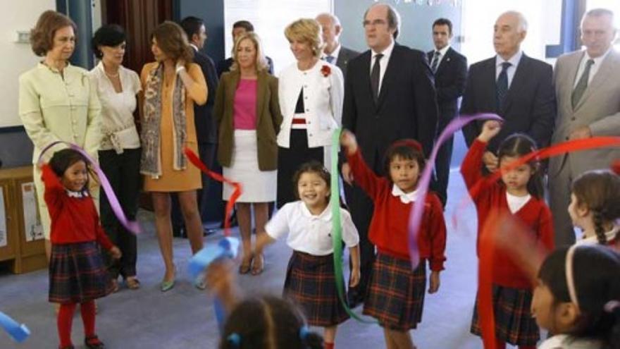 Cara a cara entre Aguirre y Gabilondo en la huelga de la enseñanza