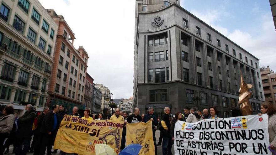 Una protesta anterior de los trabajadores de Correos en Asturias.