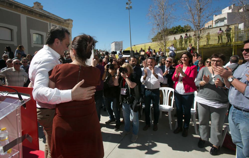 Más de 200 personas asisten al acto de precampaña de Francesc Sanguino celebrado en Las Cigarreres y al que ha asistido la la vicesecretaria general del PSOE, Adriana Lastra