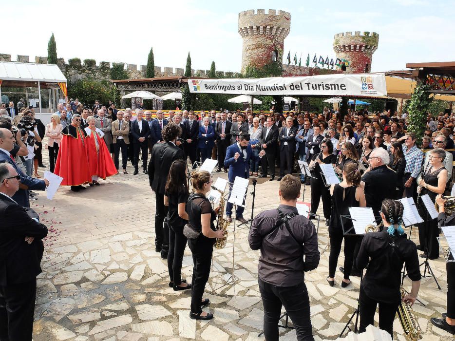 Dia Internacional del Turisme al Castell de Biart - La Federació d''Hostaleria de les Comarques de Girona ha celebrat aquest dilluns el seu 40è aniversari