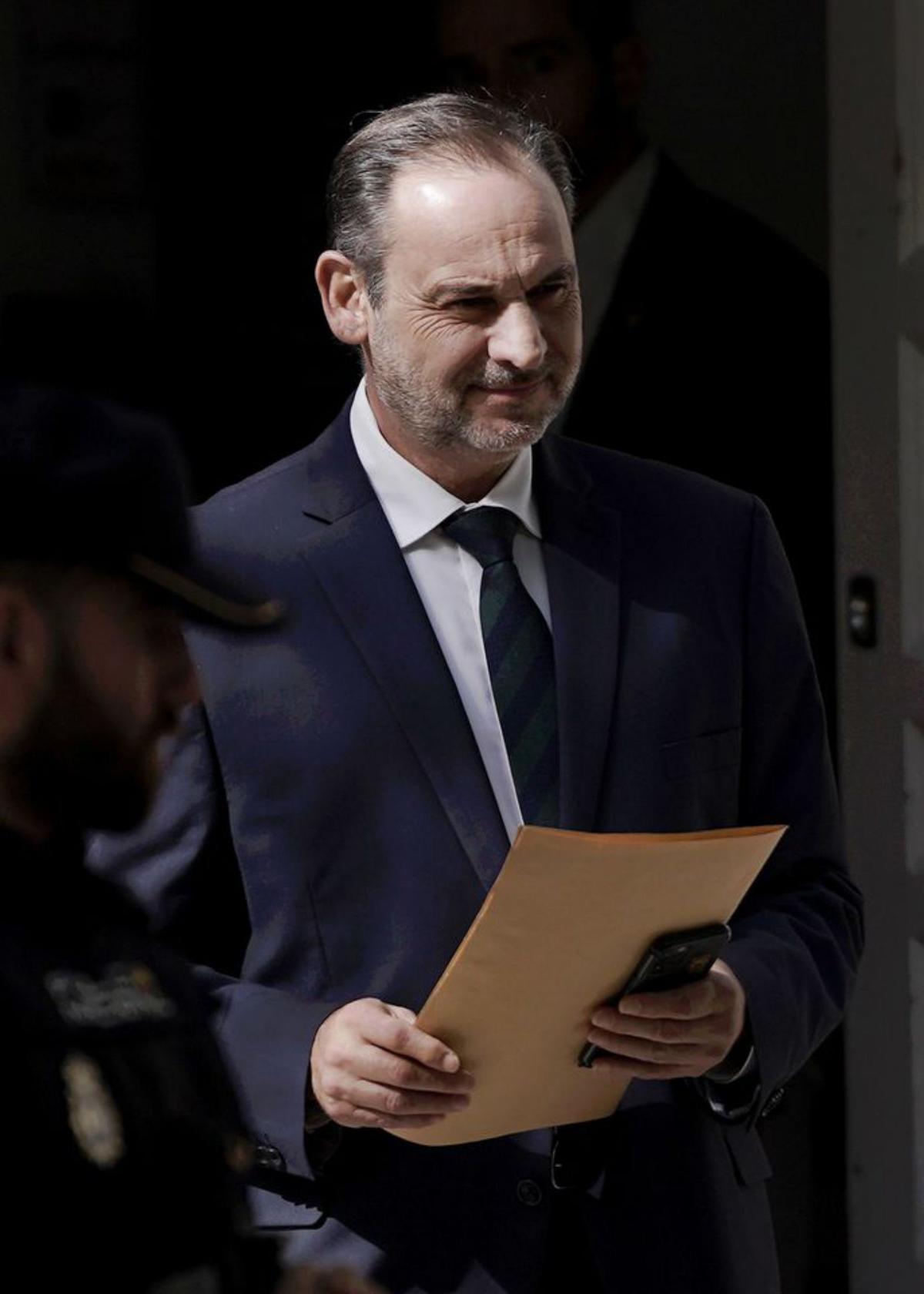 Les acusacions populars demanen 30 anys de presó per a Ábalos i Koldo