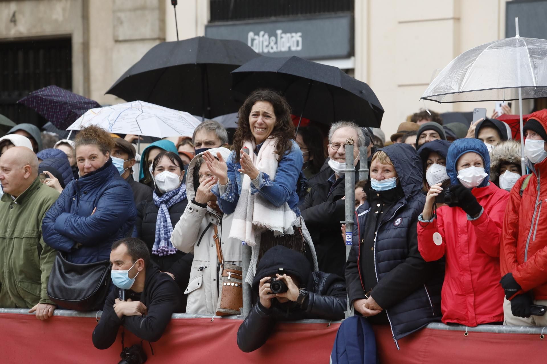 Búscate en el primer día de Ofrenda por la calle Quart (entre las 115.30 y las 17.00 horas)