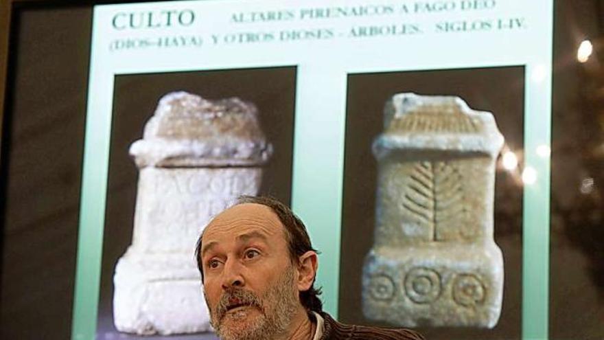 Ignacio Abella, durante su ponencia en las jornadas sobre conservación del tejo celebradas en el Jardín Botánico.