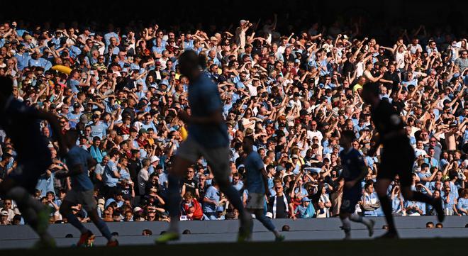 Así ha sido la loca celebración de la Premier League en el Etihad Stadium