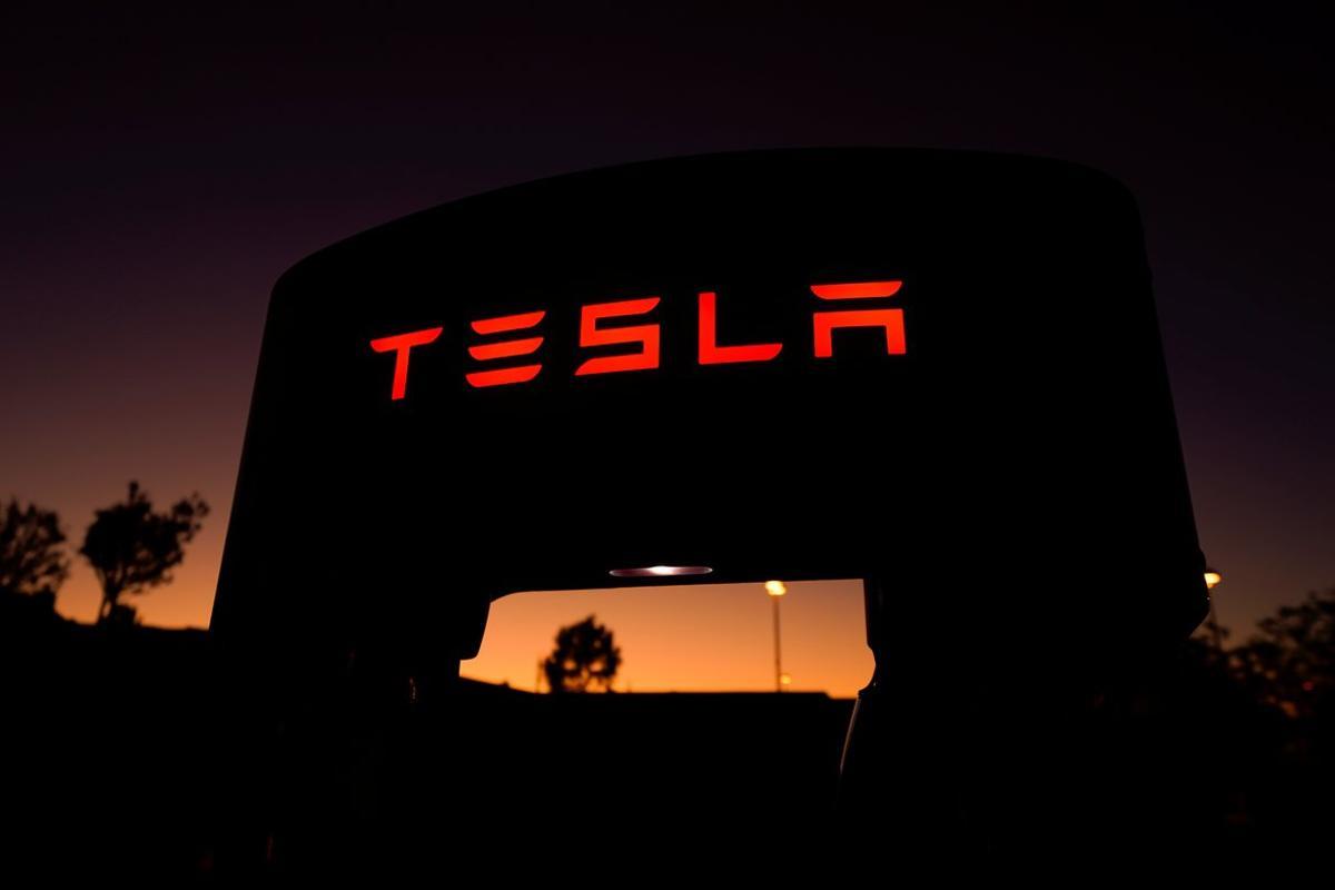 A Tesla supercharger is shown at a charging station in Santa Clarita, California, U.S. October 2, 2019.    REUTERS/Mike Blake