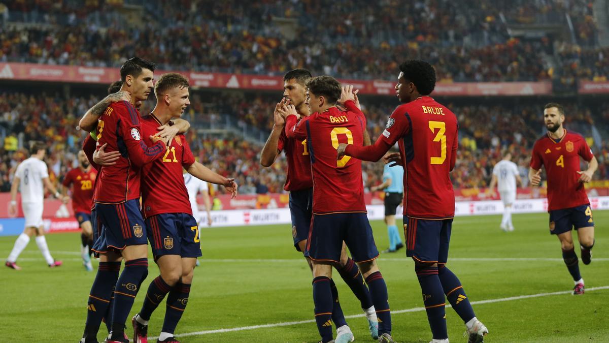 Olmo marcó el primer gol de España ante Noruega