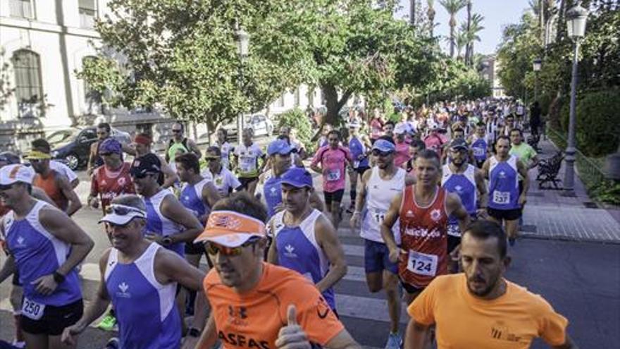 280 corredores participan en la Media Maratón Badajoz-Elvas