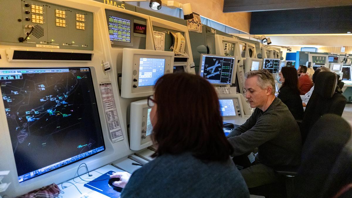 El gestor de la navegación aérea se ha coordinado con Eurocontrol para aminorar el efecto del paro de los controladores franceses.