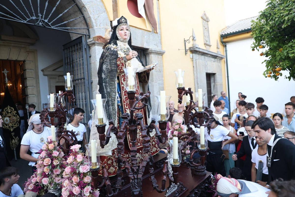 Las procesiones de la Virgen del Carmen por las calles de Córdoba, en imágenes