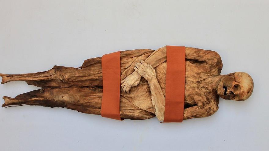 La momia se descubrió en 1975