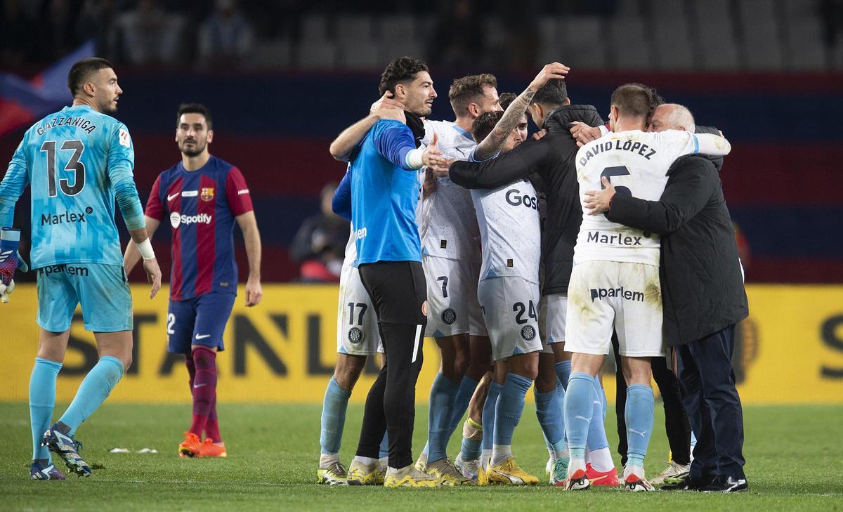 El Girona asalta al campeón para ser el líder de la Liga