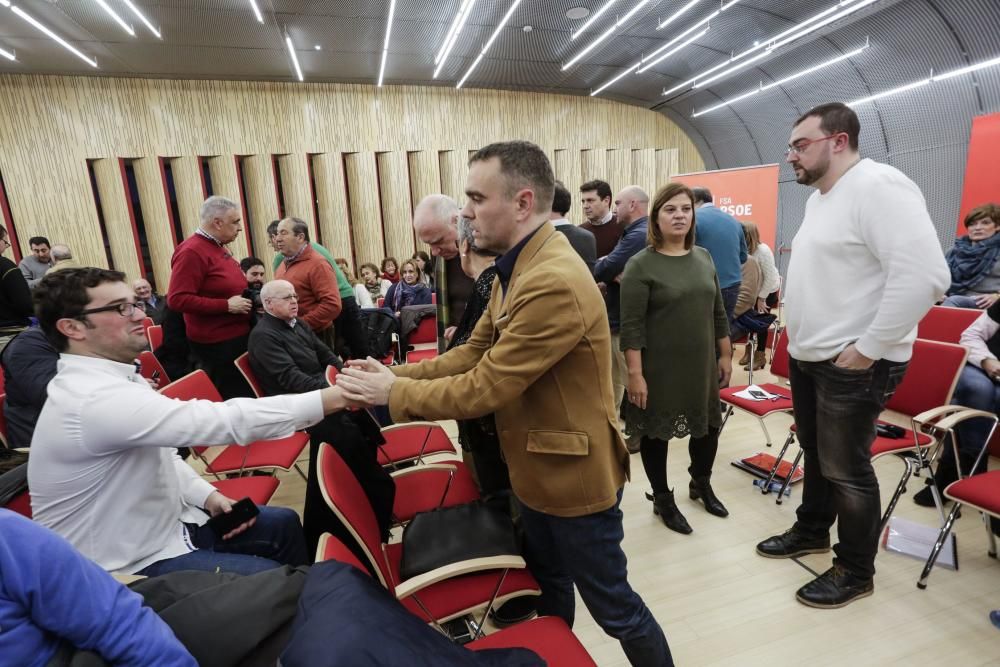 Asamblea abierta del PSOE en Oviedo