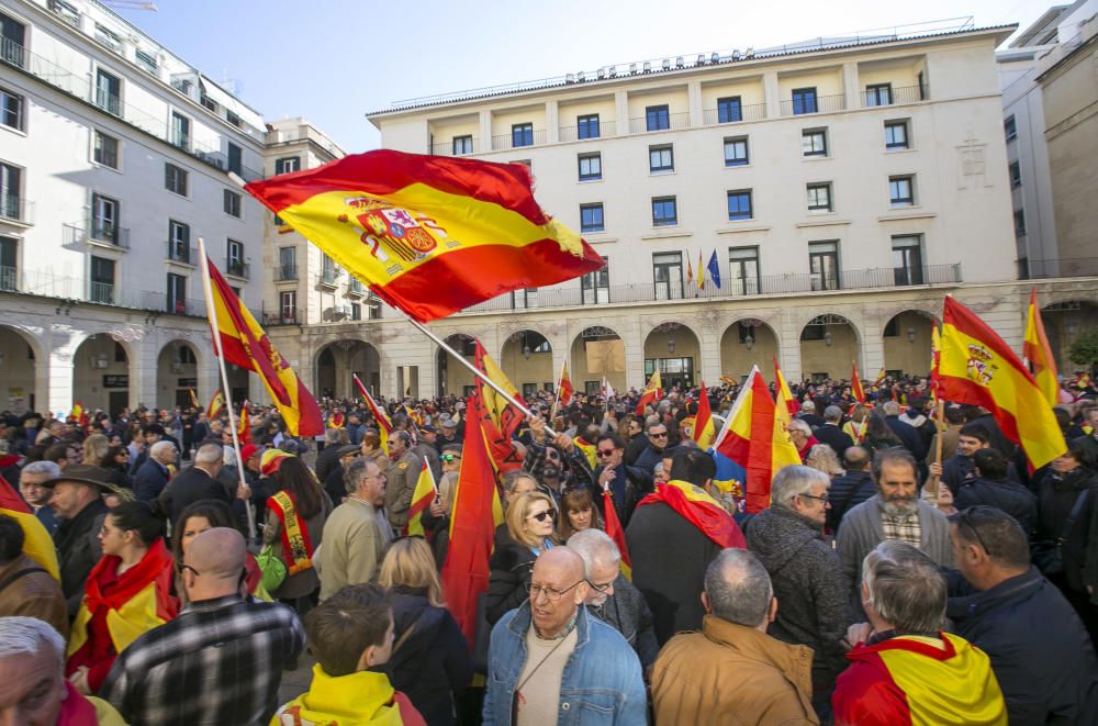 Manifestación en Alicante contra el gobierno de Pedro Sánchez