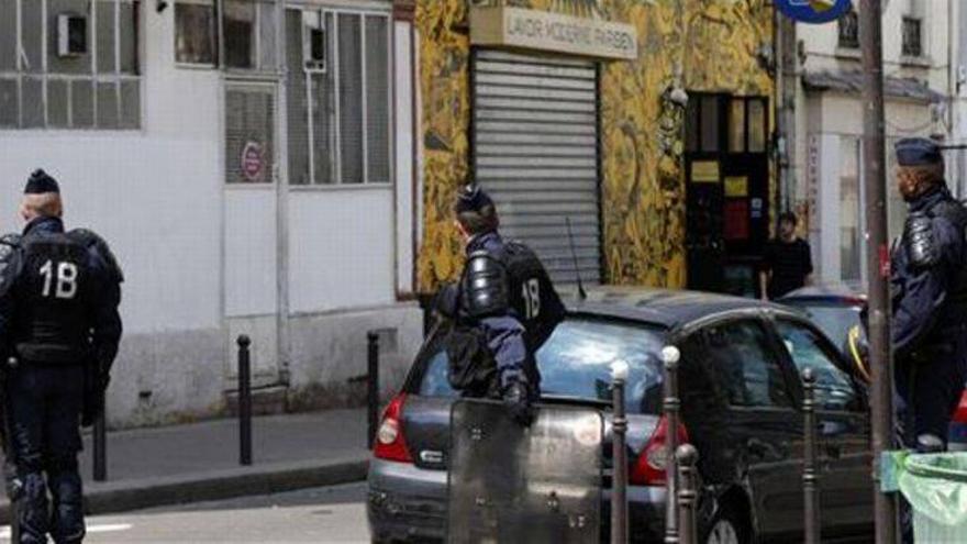 Atacado con una cuchilla un soldado de patrulla antiterrorista en París