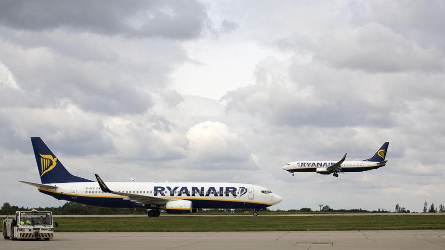 Ryanair advierte al Consell de que puede atraer más turistas que Air Nostrum